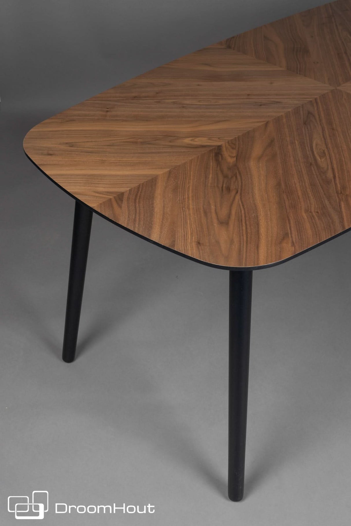 Eettafel noten Dutchbone Clover - Dutch Design Tables