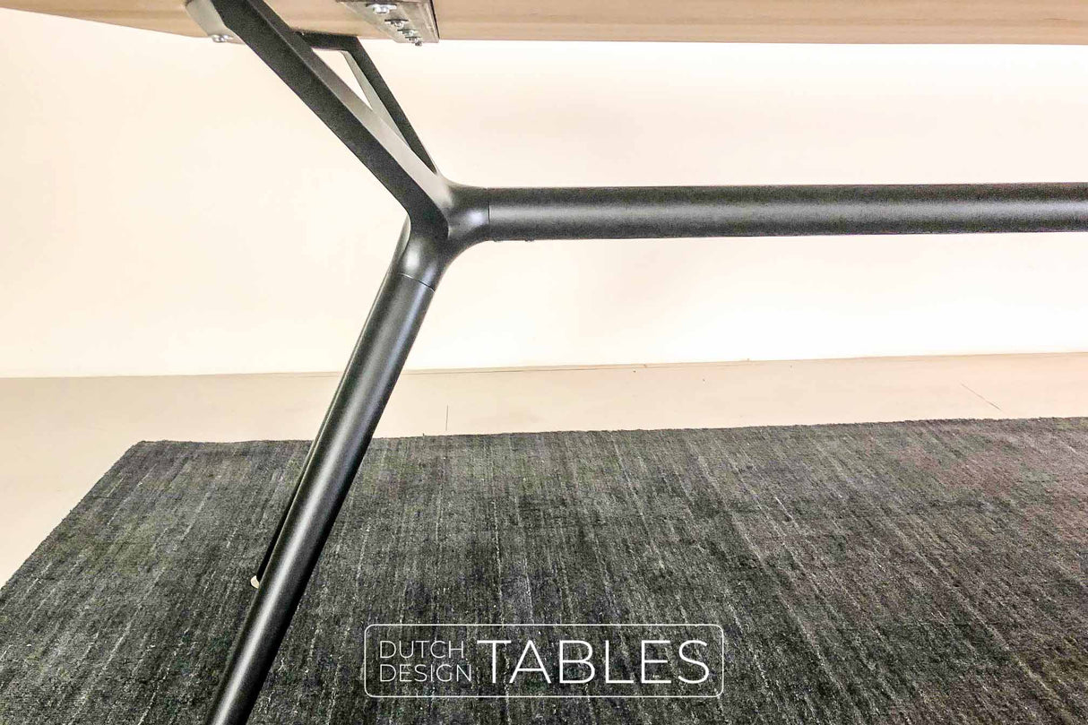 Tafel eiken DREAUM Bellissima Dutch Design Tables