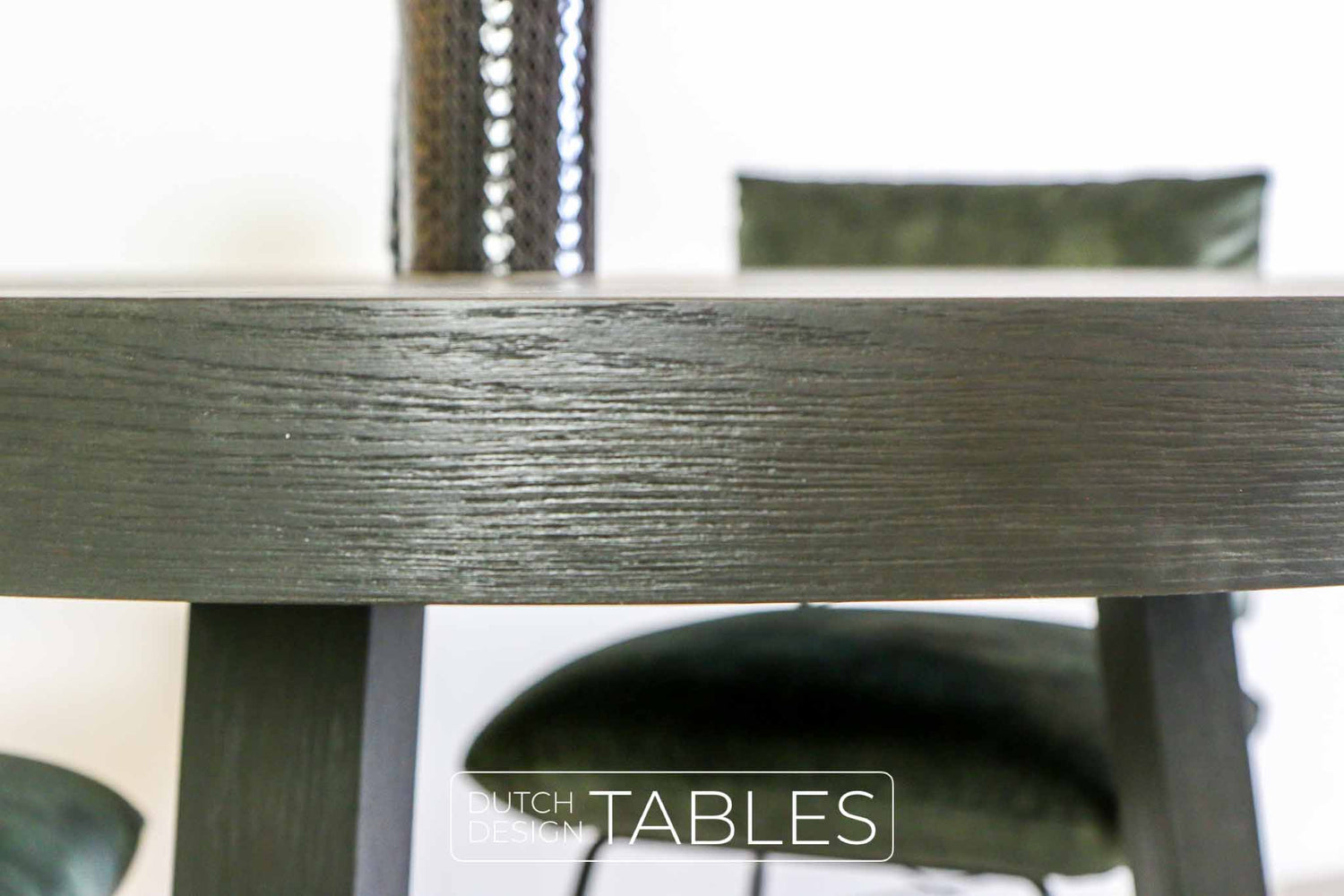 Tafel eiken Keijser en Co Big Top rond 3-poot Dutch Design Tables